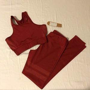 Activewear set: bra + leggings